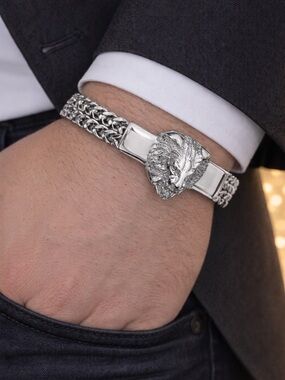 Men's Silver Lion Head Chain Bracelet - Unbranded